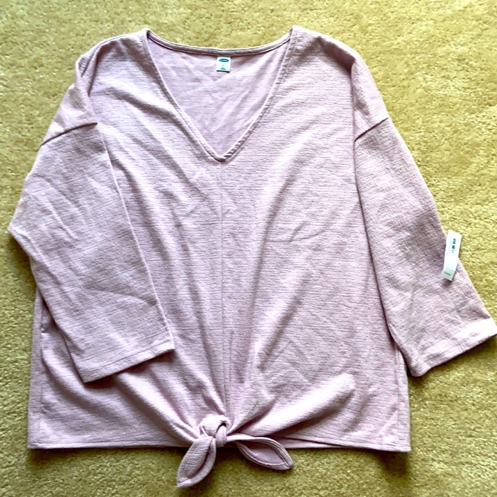Old Navy blouse with tie front - XL -New with tags